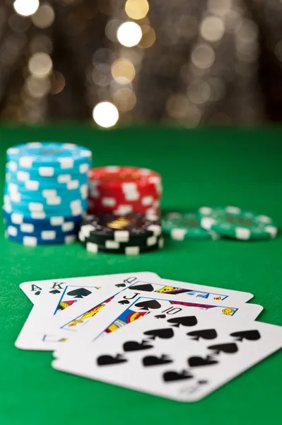 CQ9 game library displayed on login rakatoto mobile app showing slot and live-dealer options